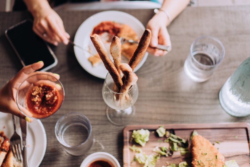 Women at brunch in a restaurant - food from above